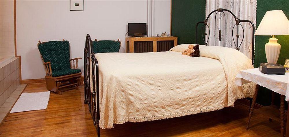 The Sawyer House Bed & Breakfast Sturgeon Bay Buitenkant foto